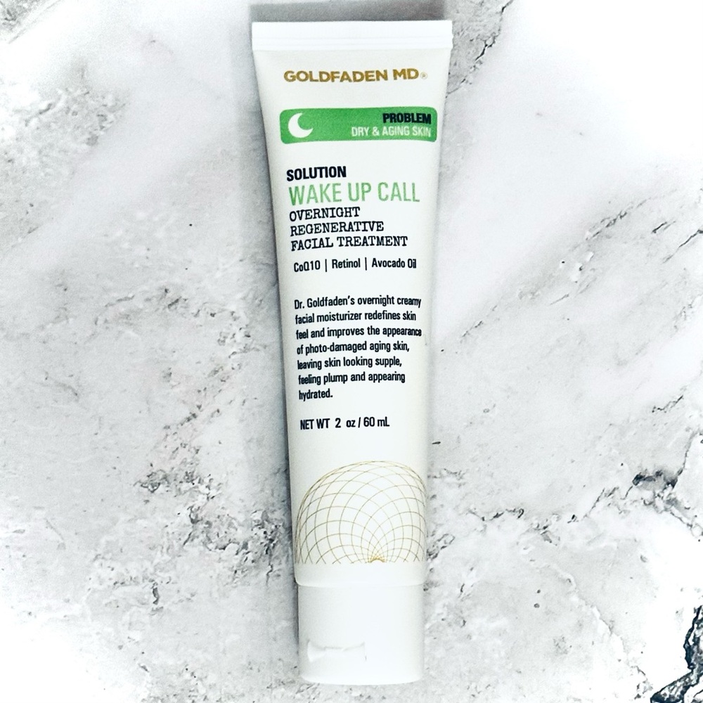 DR. GOLDFADEN || Wake Up Call • Overnight 
Regenerative Facial Treatment 🤍NWT🤍